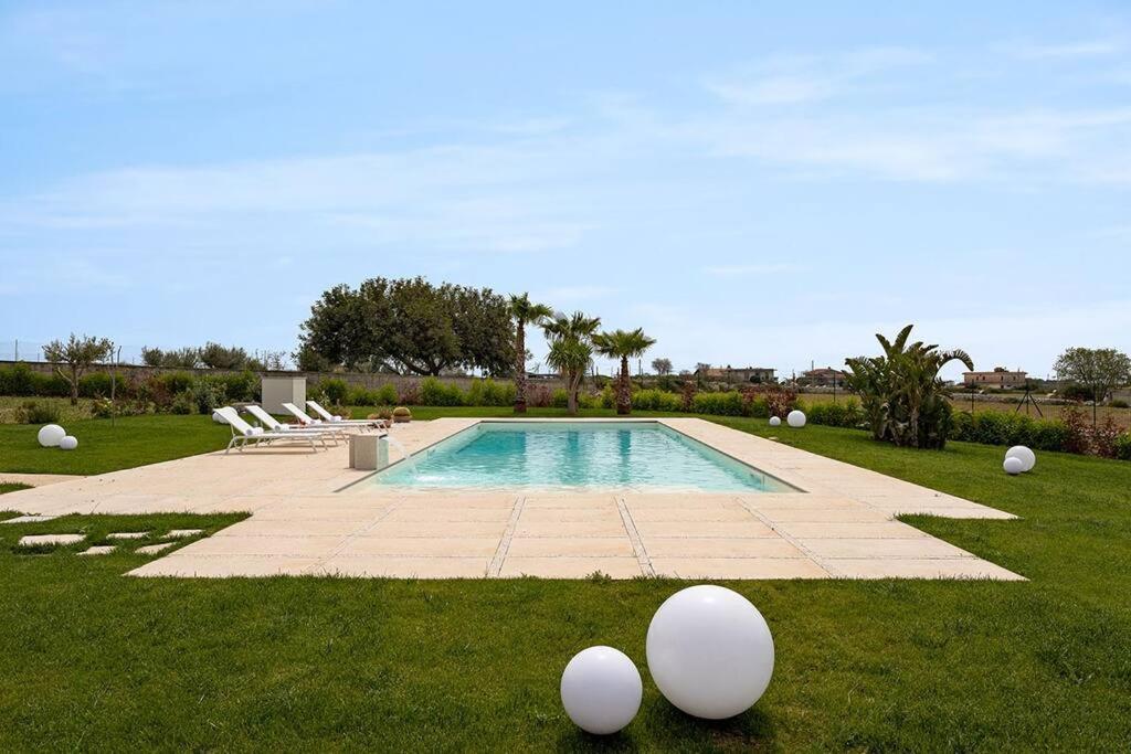 Villa Paradiso With Private Pool, Bbq Area, Huge Garden And Free Parking Modica Exteriér fotografie